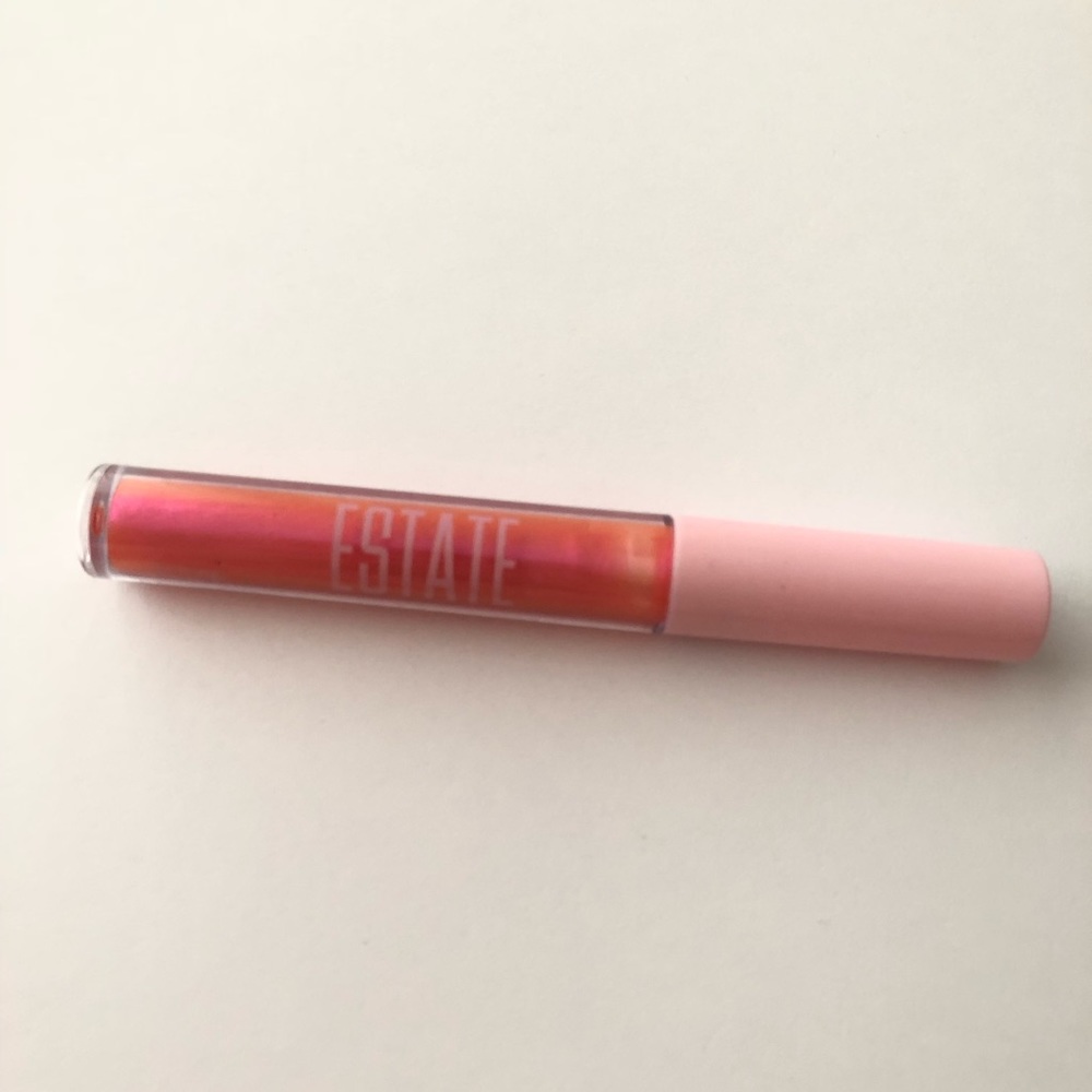 Estate Lip Icing in the shade Goodie
